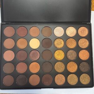 MORPHE brown and gold colors palette barely used